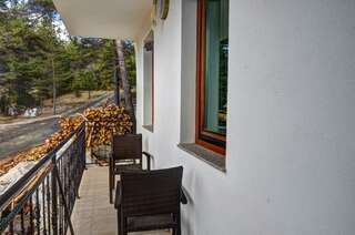 Гостевой дом Sinanovi Guest House Osina Двухместный номер с 1 кроватью и балконом-20